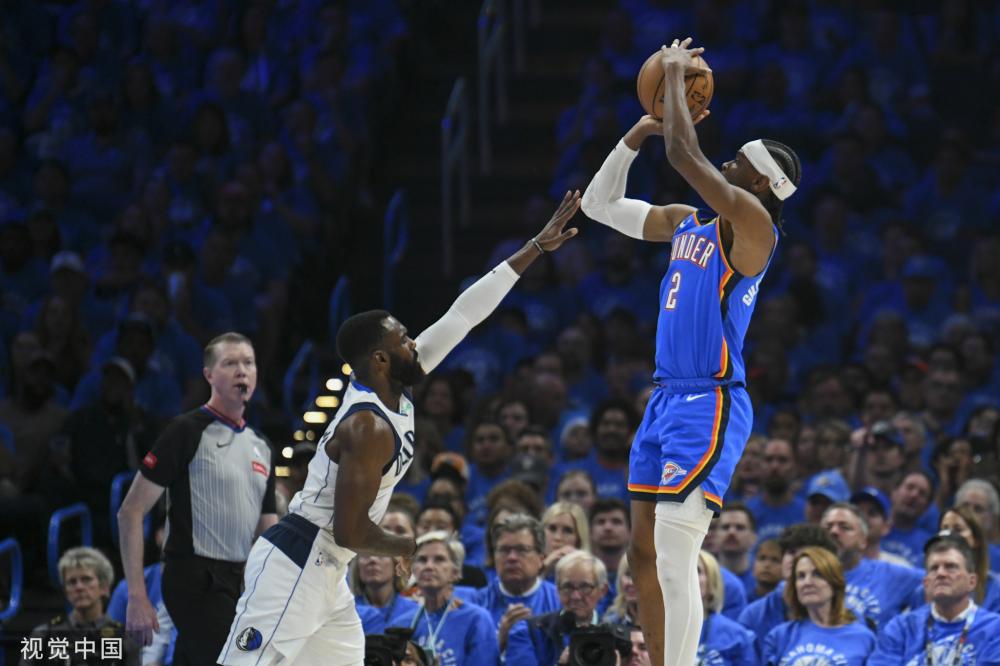 捉襟见肘 捉襟见肘