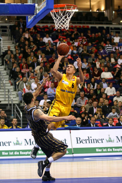 深圳新鹏城 深圳新鹏城