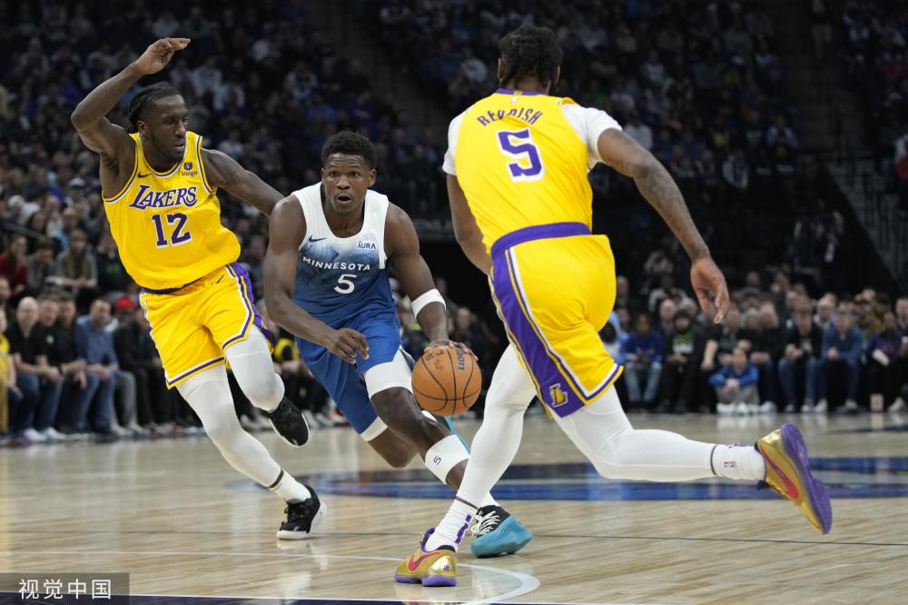 一位网红模 一位网红模