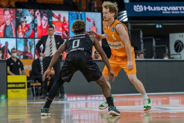 游的一员 游的一员